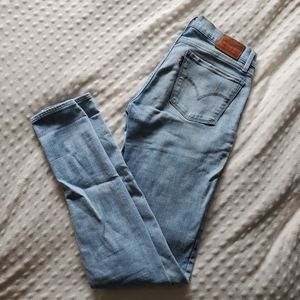 Levi's 710 Ripped Jeans